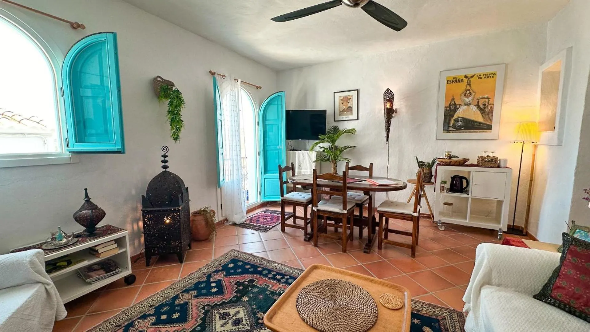 Andalusian Home In Frigiliana Nyaraló